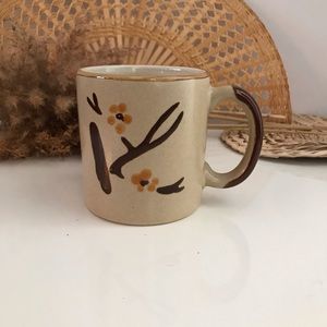 Large Vintage Floral Mug